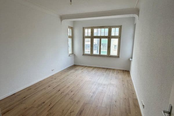 Prenájom bytu 2-izbový 55 m², Bahnstraße 40, Ratingen Prenájom bytu 2-izbový 55 m², Bahnstraße 40, Ratingen