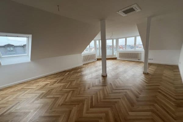 Prenájom bytu 2-izbový 79 m², Wiederitzscher Straße 11, Leipzig, Sasko Prenájom bytu 2-izbový 79 m², Wiederitzscher Straße 11, Leipzig, Sasko