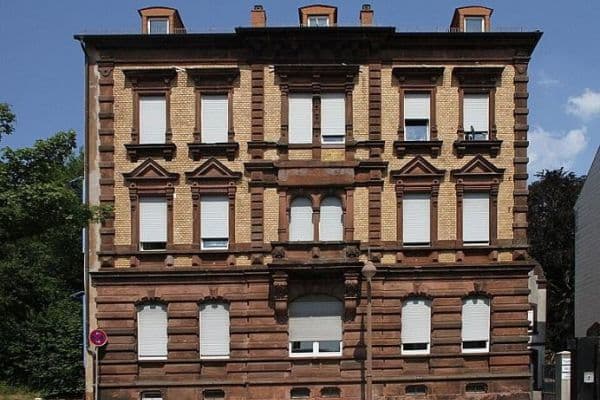 Prenájom bytu 4-izbový 139 m², Zweibrücker Str. 20, Pirmasens, Porýnie-Falcko Prenájom bytu 4-izbový 139 m², Zweibrücker Str. 20, Pirmasens, Porýnie-Falcko