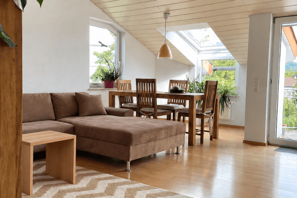 Predaj bytu 3-izbový 84 m², Leonberg Predaj bytu 3-izbový 84 m², Leonberg