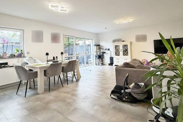 Predaj bytu 3-izbový 107 m², Riedstadt-Leeheim Predaj bytu 3-izbový 107 m², Riedstadt-Leeheim