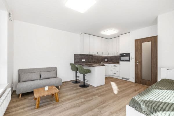 Predaj bytu 1-izbový 34 m², Stočesova, Praha Predaj bytu 1-izbový 34 m², Stočesova, Praha