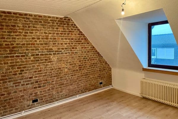 Prenájom bytu 3-izbový 71 m², Brückenstraße 21, Solingen, Severné Porýnie - Westfálsko Prenájom bytu 3-izbový 71 m², Brückenstraße 21, Solingen, Severné Porýnie - Westfálsko