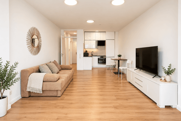 Prenájom bytu 2-izbový 55 m², Köln Prenájom bytu 2-izbový 55 m², Köln