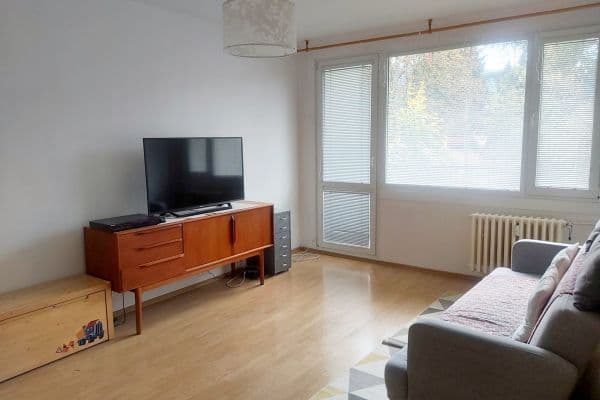 Prenájom bytu 2-izbový 53 m², Gagarinova, Liberec Prenájom bytu 2-izbový 53 m², Gagarinova, Liberec