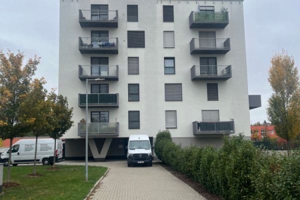 Prenájom bytu 1-izbový 31 m², Za černým mostem, Praha Prenájom bytu 1-izbový 31 m², Za černým mostem, Praha