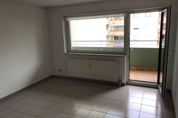 Prenájom bytu 2-izbový 45 m², An der Ziegelhütte 7, Weinheim Prenájom bytu 2-izbový 45 m², An der Ziegelhütte 7, Weinheim