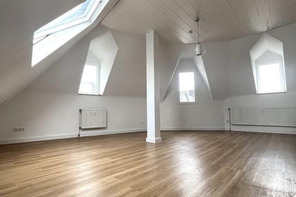 Prenájom bytu 2-izbový 83 m², Margarethenstraße 34, Mönchengladbach, Severné Porýnie - Westfálsko Prenájom bytu 2-izbový 83 m², Margarethenstraße 34, Mönchengladbach, Severné Porýnie - Westfálsko