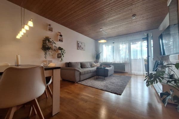 Predaj bytu 3-izbový 79 m², Eglharting, Bavorsko Predaj bytu 3-izbový 79 m², Eglharting, Bavorsko