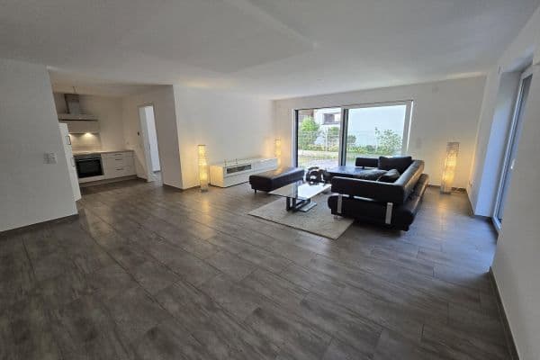 Predaj bytu 3-izbový 108 m², Lechrainstraße, Augsburg Predaj bytu 3-izbový 108 m², Lechrainstraße, Augsburg