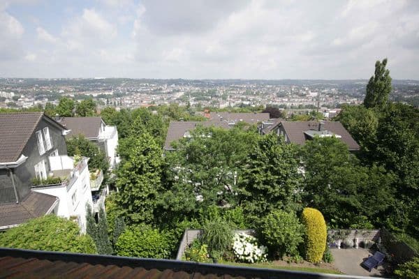 Prenájom bytu 3-izbový 105 m², Wuppertal Prenájom bytu 3-izbový 105 m², Wuppertal