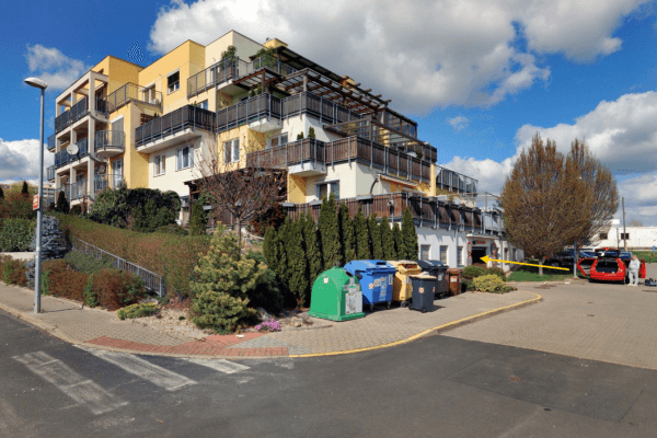 Prenájom garáže 17 m², Kakosova, Praha Prenájom garáže 17 m², Kakosova, Praha