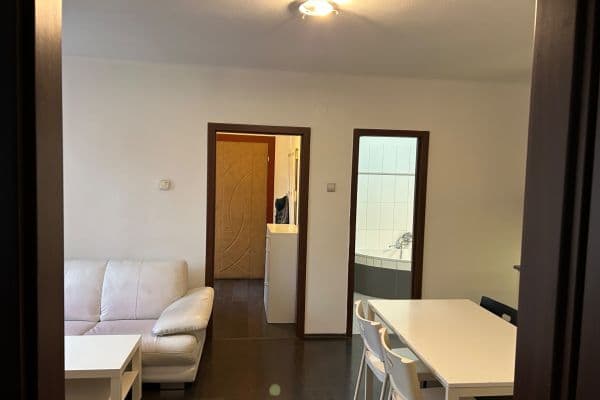 Predaj bytu 2-izbový 51 m², U Městských domů, Ústí nad Labem Predaj bytu 2-izbový 51 m², U Městských domů, Ústí nad Labem