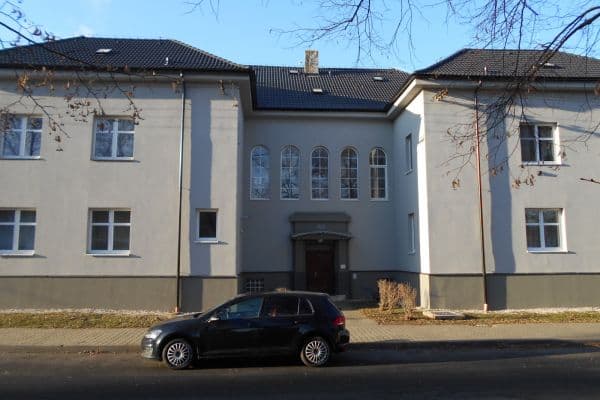 Predaj bytu 2-izbový 50 m², náměstí Míru, Králův Dvůr Predaj bytu 2-izbový 50 m², náměstí Míru, Králův Dvůr
