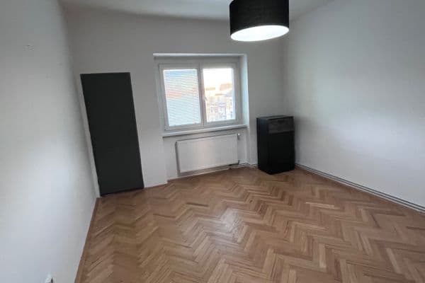 Prenájom bytu 2-izbový 59 m², Chelčického, Plzeň, Plzeňský kraj Prenájom bytu 2-izbový 59 m², Chelčického, Plzeň, Plzeňský kraj