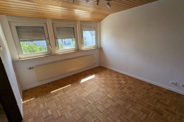 Prenájom bytu 4-izbový 78 m², Im Geiger 75, Stuttgart, Bádensko-Wurttembersko Prenájom bytu 4-izbový 78 m², Im Geiger 75, Stuttgart, Bádensko-Wurttembersko