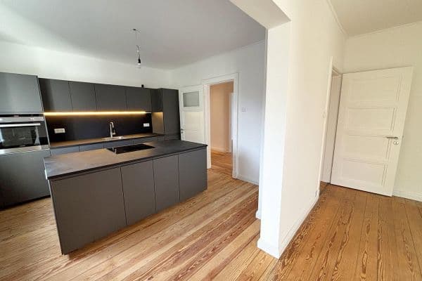 Predaj bytu 4-izbový 95 m², Hamburg, Hamburg Predaj bytu 4-izbový 95 m², Hamburg, Hamburg
