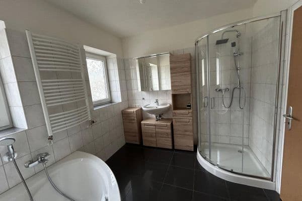 Prenájom bytu 3-izbový 90 m², Im Bachacker 24, Dautphetal-Buchenau Prenájom bytu 3-izbový 90 m², Im Bachacker 24, Dautphetal-Buchenau
