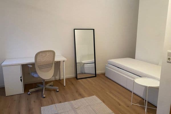 Prenájom bytu 1-izbový 22 m², Kaiserslautern Prenájom bytu 1-izbový 22 m², Kaiserslautern