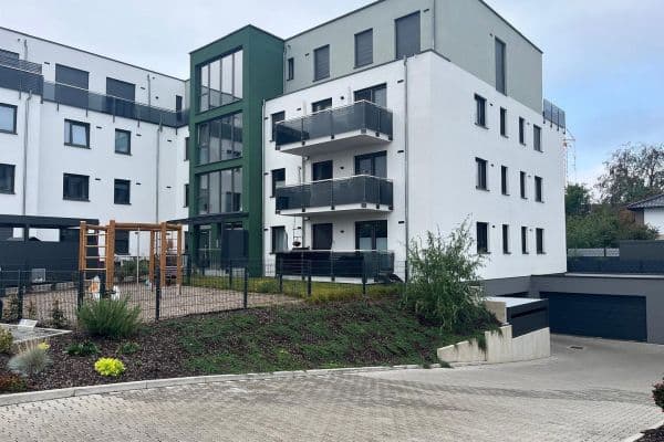 Prenájom bytu 3-izbový 103 m², Stadionstr.60a, Andernach Prenájom bytu 3-izbový 103 m², Stadionstr.60a, Andernach