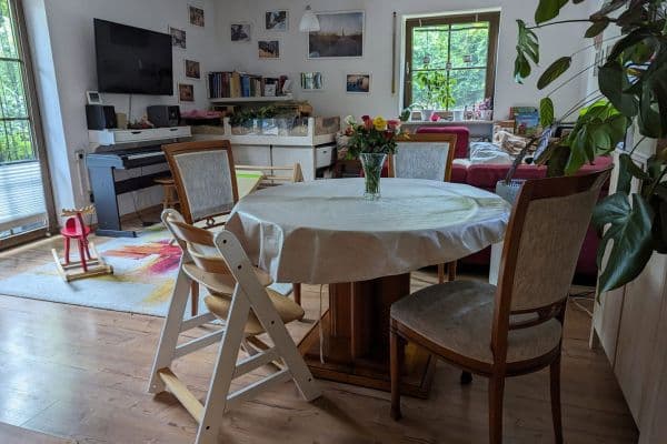 Prenájom bytu 3-izbový 85 m², Wang, Bavorsko Prenájom bytu 3-izbový 85 m², Wang, Bavorsko