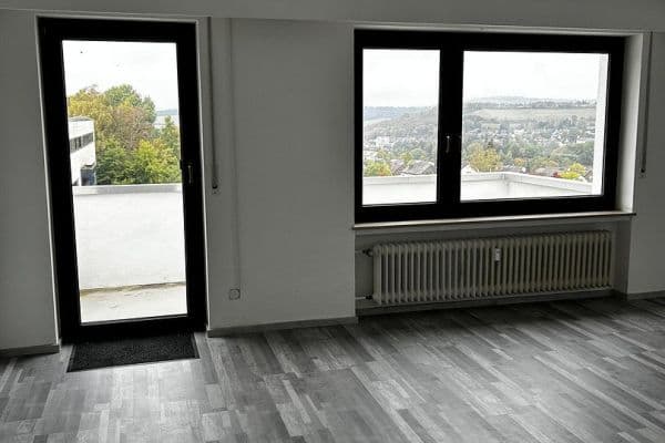 Prenájom bytu 3-izbový 89 m², Obere Waldstraße 22, Taunusstein-Wehen Prenájom bytu 3-izbový 89 m², Obere Waldstraße 22, Taunusstein-Wehen