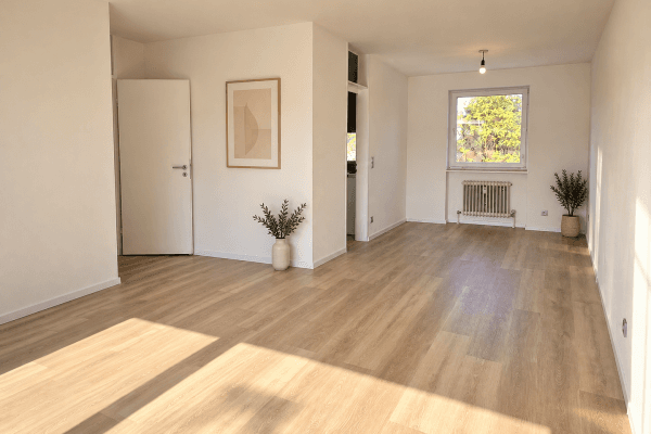 Prenájom bytu 3-izbový 83 m², Neuhaus Prenájom bytu 3-izbový 83 m², Neuhaus