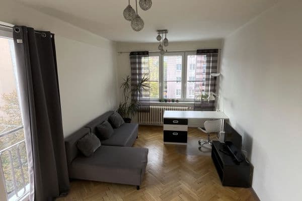 Prenájom bytu 2-izbový 51 m², Blatenská, Plzeň, Plzeňský kraj Prenájom bytu 2-izbový 51 m², Blatenská, Plzeň, Plzeňský kraj
