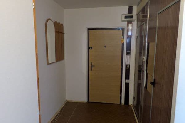 Prenájom bytu 2-izbový 42 m², Galandova, Praha Prenájom bytu 2-izbový 42 m², Galandova, Praha