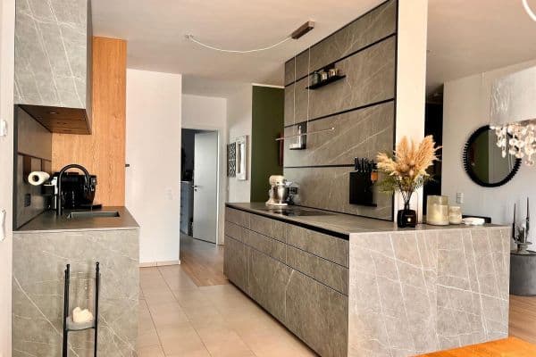 Predaj bytu 3-izbový 85 m², Berlin, Berlín Predaj bytu 3-izbový 85 m², Berlin, Berlín