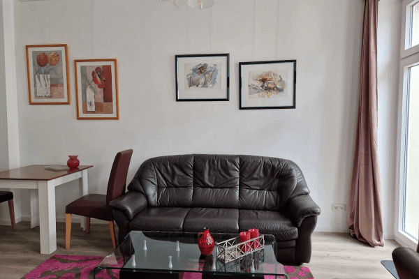Prenájom bytu 1-izbový 38 m², Berlin, Berlín Prenájom bytu 1-izbový 38 m², Berlin, Berlín