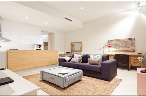 Prenájom bytu 2-izbový 83 m², Berlin, Berlín Prenájom bytu 2-izbový 83 m², Berlin, Berlín