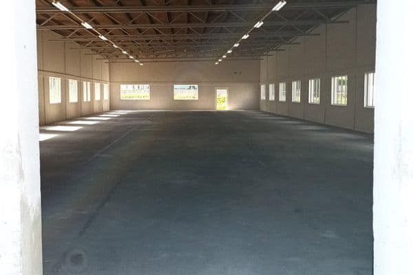 Prenájom nebytového priestoru 860 m², Neunkirchen Prenájom nebytového priestoru 860 m², Neunkirchen