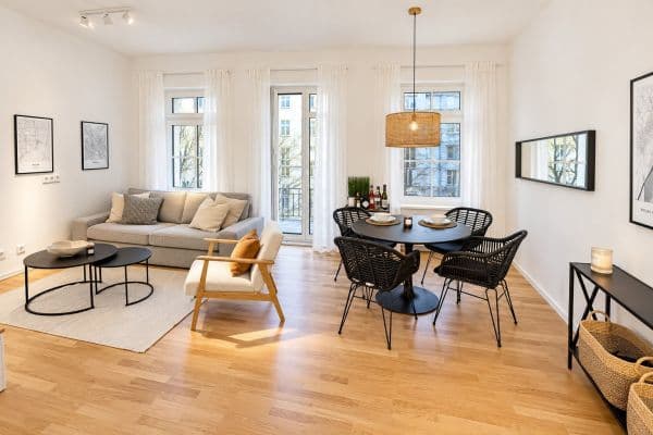 Prenájom bytu 2-izbový 53 m², Schwedterstr. 0, Berlin, Berlín Prenájom bytu 2-izbový 53 m², Schwedterstr. 0, Berlin, Berlín