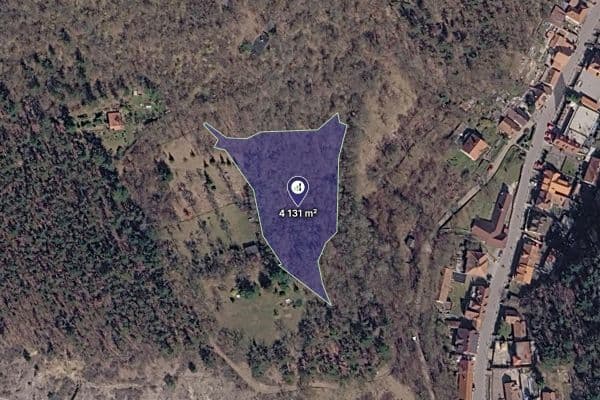 Predaj pozemku 4.131 m², Karlštejn Predaj pozemku 4.131 m², Karlštejn