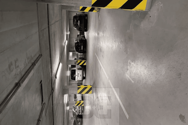 Prenájom garáže 33 m², Štítného, Praha Prenájom garáže 33 m², Štítného, Praha