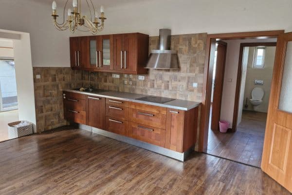 Prenájom bytu 3-izbový 99 m², K Silu, Beroun Prenájom bytu 3-izbový 99 m², K Silu, Beroun