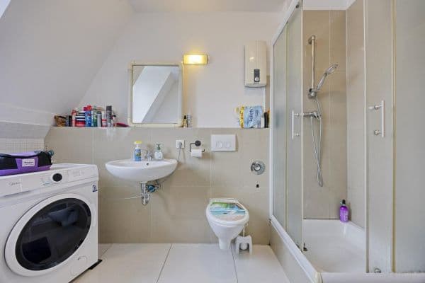 Prenájom bytu 3-izbový 87 m², Braunschweigerstr 20, Gelsenkirchen Prenájom bytu 3-izbový 87 m², Braunschweigerstr 20, Gelsenkirchen