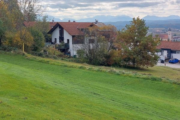 Prenájom bytu 4-izbový 118 m², Feldkirchen-Westerham, Bavorsko Prenájom bytu 4-izbový 118 m², Feldkirchen-Westerham, Bavorsko