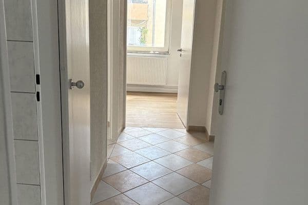 Prenájom bytu 3-izbový 67 m², Riedeselstraße 43, Darmstadt Prenájom bytu 3-izbový 67 m², Riedeselstraße 43, Darmstadt