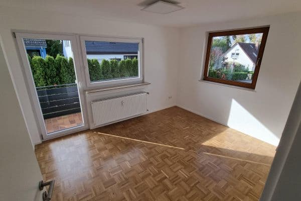 Prenájom bytu 3-izbový 101 m², Konrad-Adenauer-Straße 3, Rottenburg am Neckar Prenájom bytu 3-izbový 101 m², Konrad-Adenauer-Straße 3, Rottenburg am Neckar