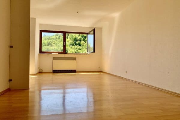 Prenájom bytu 1-izbový 52 m², Stgt.Wangen Prenájom bytu 1-izbový 52 m², Stgt.Wangen