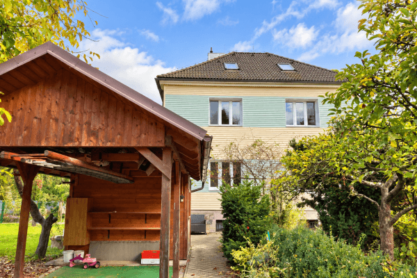 Prenájom bytu 2-izbový 54 m², Bydžovská, Praha Prenájom bytu 2-izbový 54 m², Bydžovská, Praha