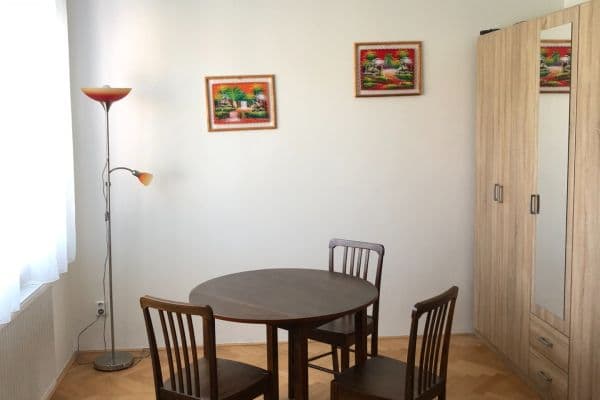 Predaj bytu 2-izbový 42 m², Hodonínská, Praha Predaj bytu 2-izbový 42 m², Hodonínská, Praha