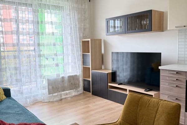 Prenájom bytu 1-izbový 31 m², Nad Úžlabinou, Praha Prenájom bytu 1-izbový 31 m², Nad Úžlabinou, Praha