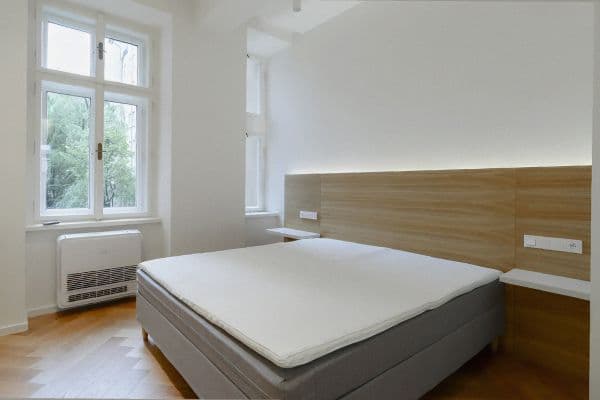 Prenájom bytu 2-izbový 56 m², Lidická, Prague Prenájom bytu 2-izbový 56 m², Lidická, Prague