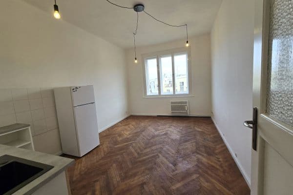 Prenájom bytu Garsoniéra 22 m², Petra Rezka, Praha Prenájom bytu Garsoniéra 22 m², Petra Rezka, Praha