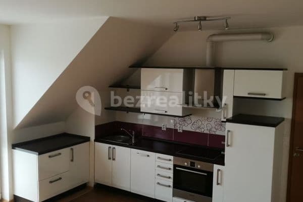 Prenájom bytu 1-izbový 32 m², Švihovská, Praha Prenájom bytu 1-izbový 32 m², Švihovská, Praha
