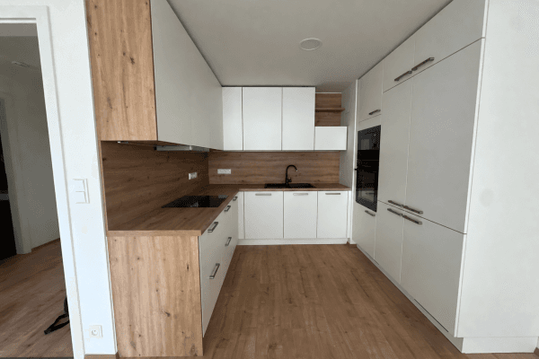Prenájom bytu 2-izbový 55 m², Nebřenická, Praha Prenájom bytu 2-izbový 55 m², Nebřenická, Praha
