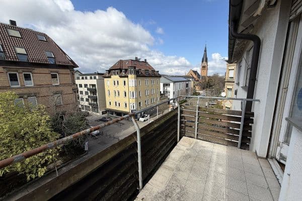 Prenájom bytu 4-izbový 94 m², Stuttgart Prenájom bytu 4-izbový 94 m², Stuttgart